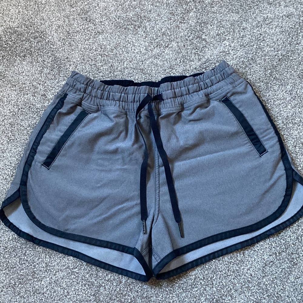 Athlete/casual lululemon shorts